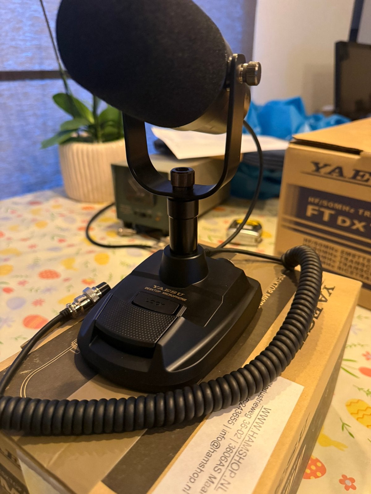 Zo goed als nieuwe Yaesu tafelmike M-90 D, Enlèvement, Comme neuf, Émetteur et Récepteur