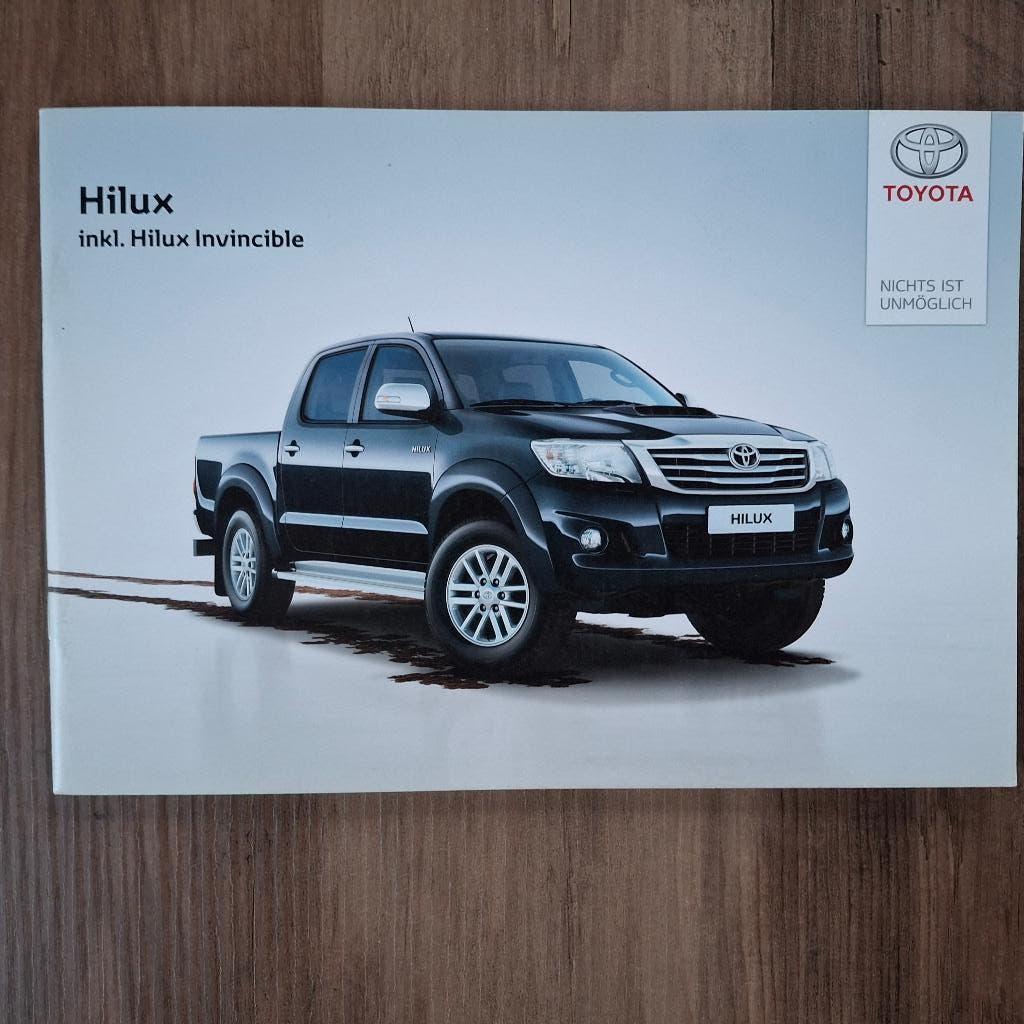 TOYOTA  HILUX  inkl. Hilux Invincible  09/2014, Boeken, Ophalen of Verzenden, Nieuw, Toyota