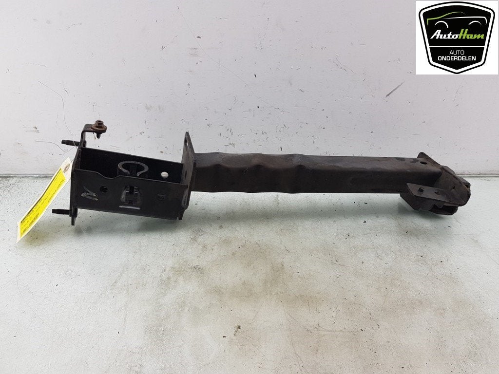 DIVERS Frontdeel steun Renault Megane IV (RFBB) (01-2015/-), Utilisé, Renault