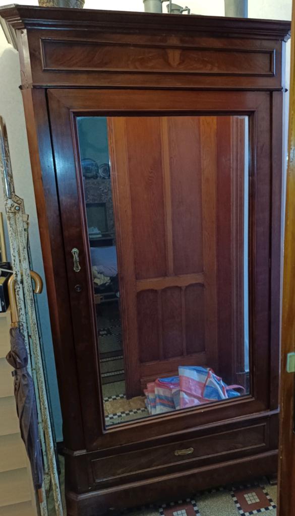 Armoire penderie, Enlèvement