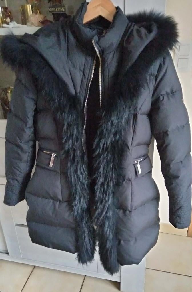 zwarte jas / winterjas Merk relish maat M, Kleding | Dames, Jassen | Winter, Zo goed als nieuw, Maat 38/40 (M), Zwart, Ophalen of Verzenden