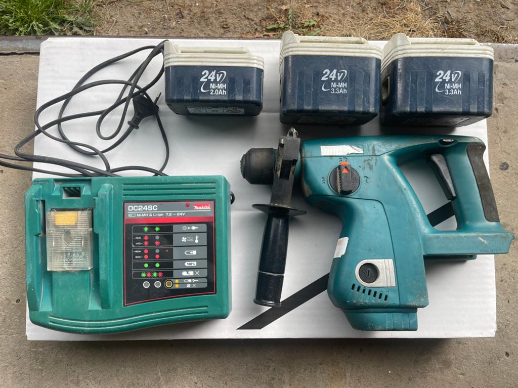 Makita BHR200 + 3 Accu’s, Enlèvement, Utilisé, Marteau perforateur et/ou Marteau piqueur, Mécanisme de percussion