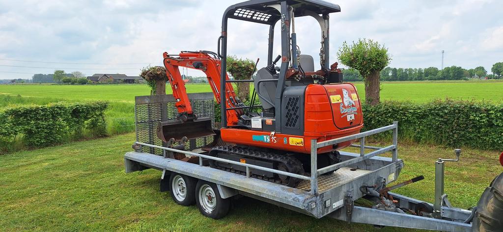 Minikraan Eurotom 1500 kg 546 uur met machinetransporter, Doe-het-zelf en Bouw, Overige Doe-Het-Zelf en Bouw, Gebruikt, Ophalen