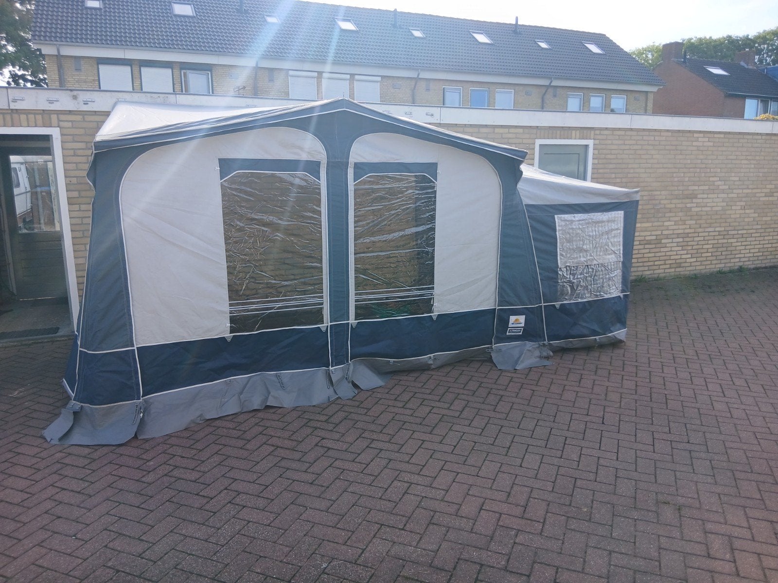 dorema. voortent. met. luifel en uitbouw. maat 6, Caravans en Kamperen, Ophalen, Dorema