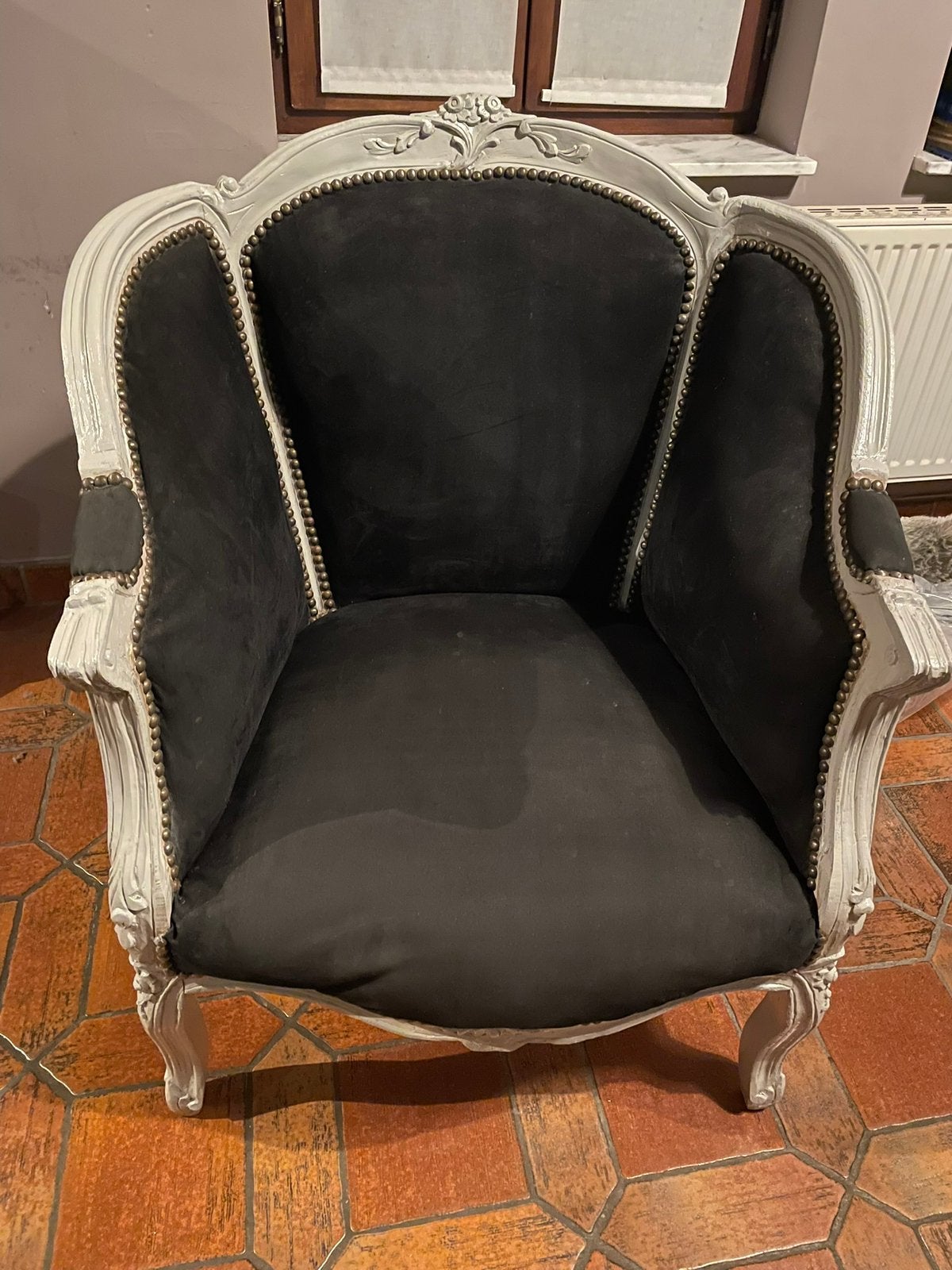 Fauteuil stule Louis XV, Ophalen