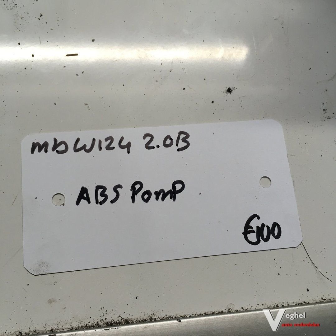 Mercedes W124  2.0 Benzine  ABS Pomp, Gebruikt, -, -, Ophalen of Verzenden