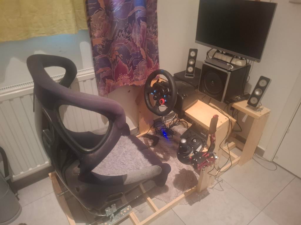 Volledige sim race setup, Ophalen