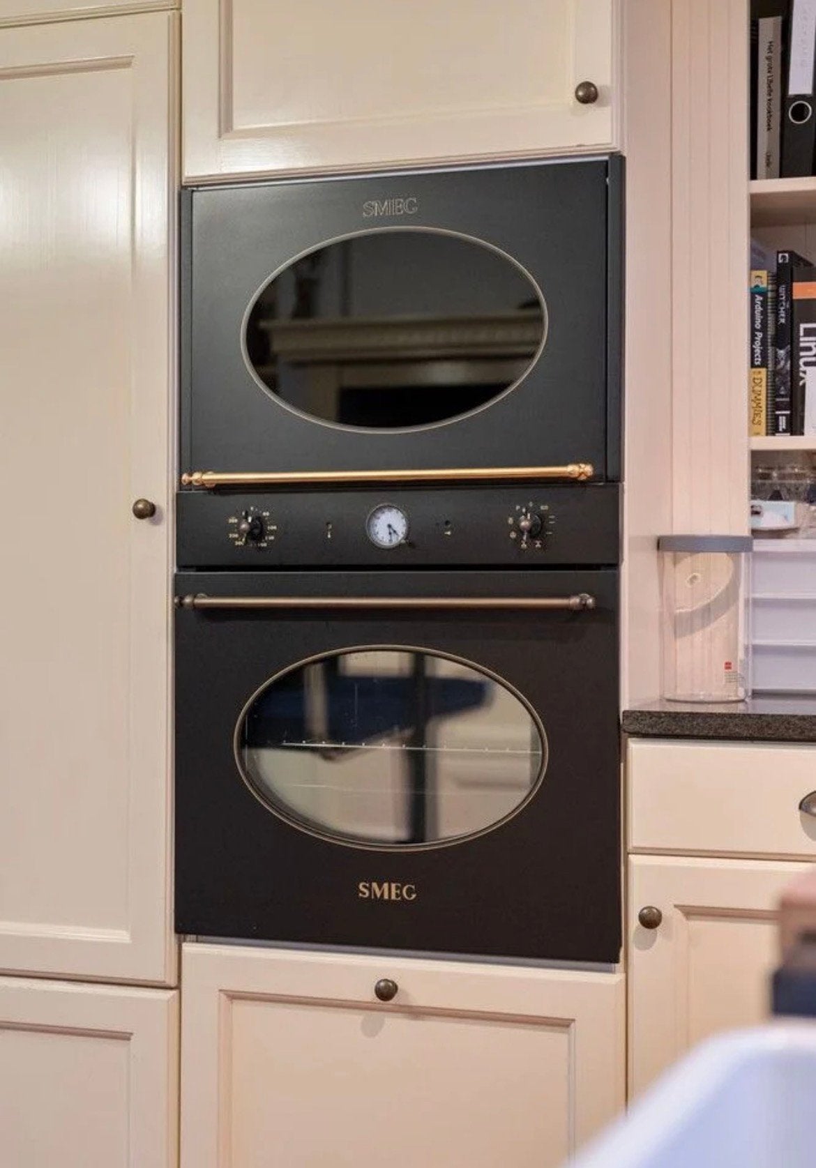 Smeg Inbouwoven Antraciet + Bijpassende Magnetrondeur, Enlèvement, Utilisé, Encastré
