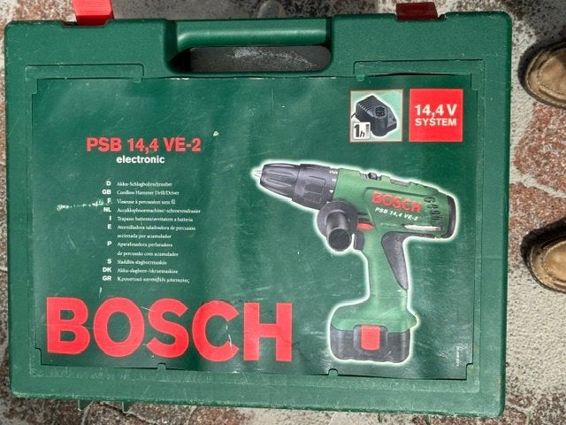 Robuste Foreuse Bosch à baterrie, Enlèvement, Utilisé, Foreuse et Perceuse, Vitesse variable