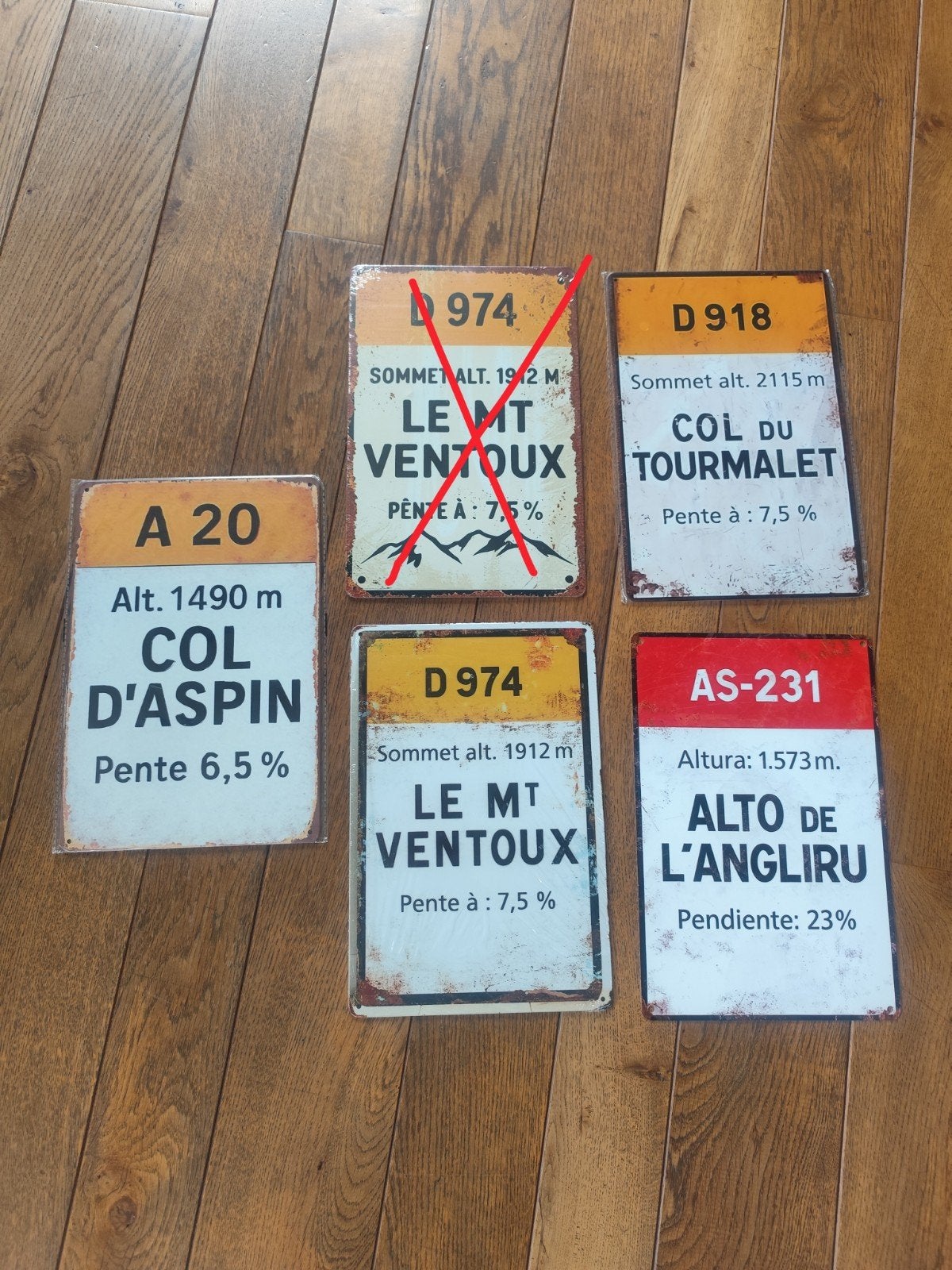 Plaques métalliques grands cols. Voir annonce., Hobby & Loisirs créatifs, Dessin, Enlèvement ou Envoi