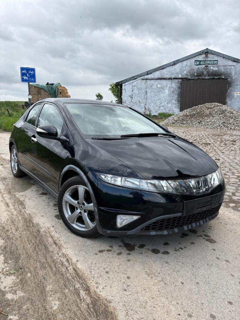 Honda Civic 1.4i Sport — 2006 — essence — Noir — 4 portes, Autos, Achat, 139 g/km, Entreprise, Boîte manuelle