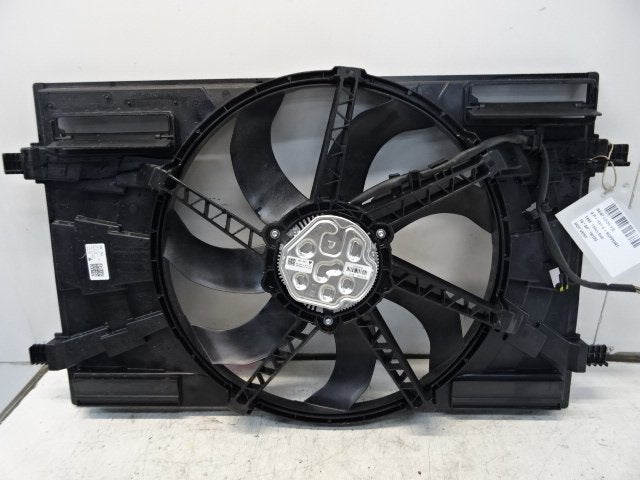 RADIATEUR VENTILATEUR Seat Leon (5FB) (M0106564), Seat Deutschland GmbH, Service@seat.de, Utilisé, Seat