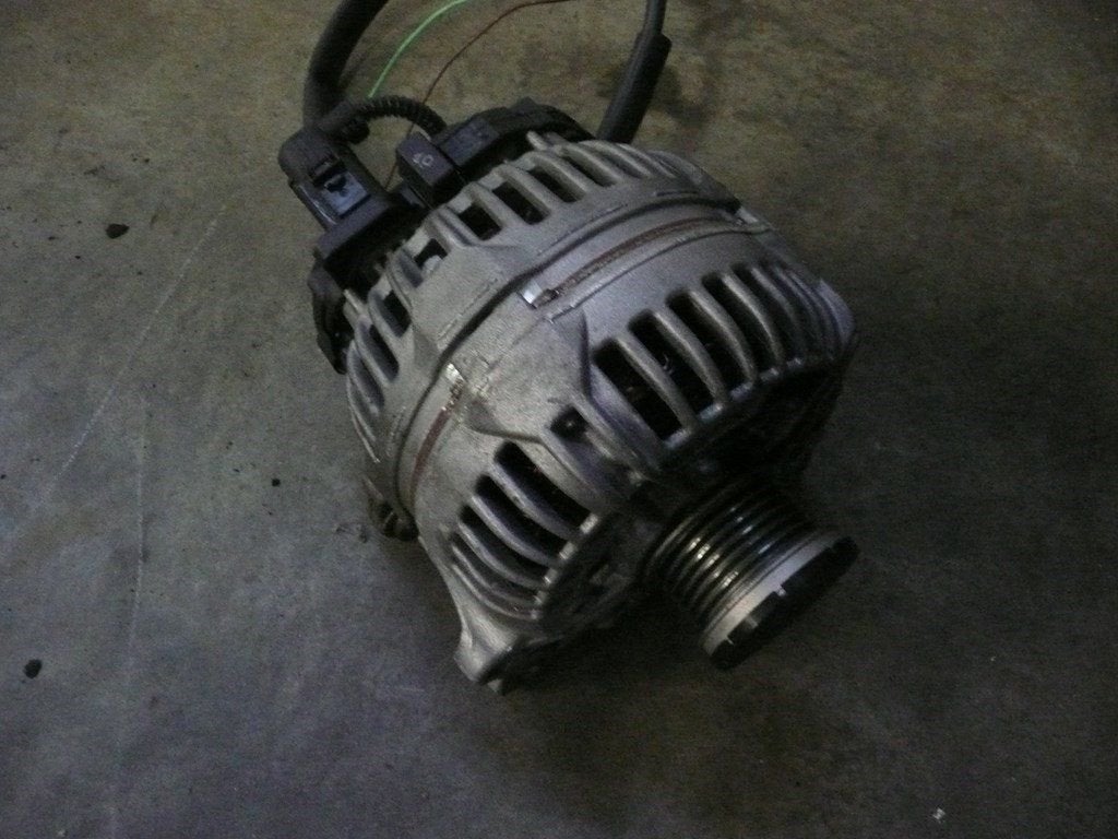 Volkswagen Golf 6 VI Type 5K Dynamo tsi Nr: 03C903025FX, Volkswagen, -, Utilisé, -