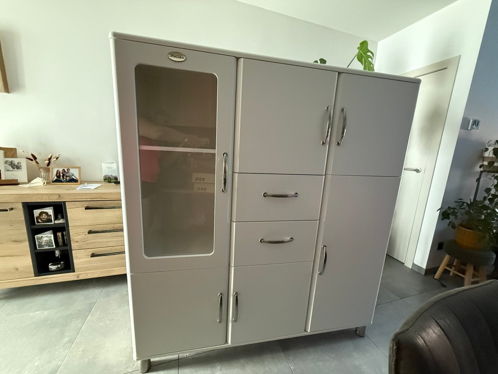 Malibo tenzo kast vitrinekast, Huis en Inrichting, Ophalen, Gebruikt, Malibu