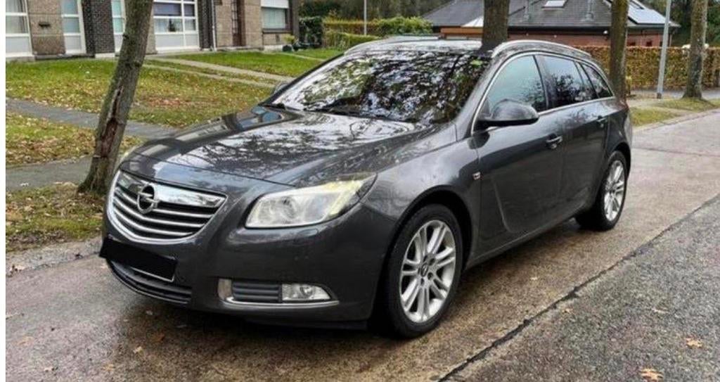 Opel insigna - 2011 - 229.000km, Autos, Achat, Entreprise