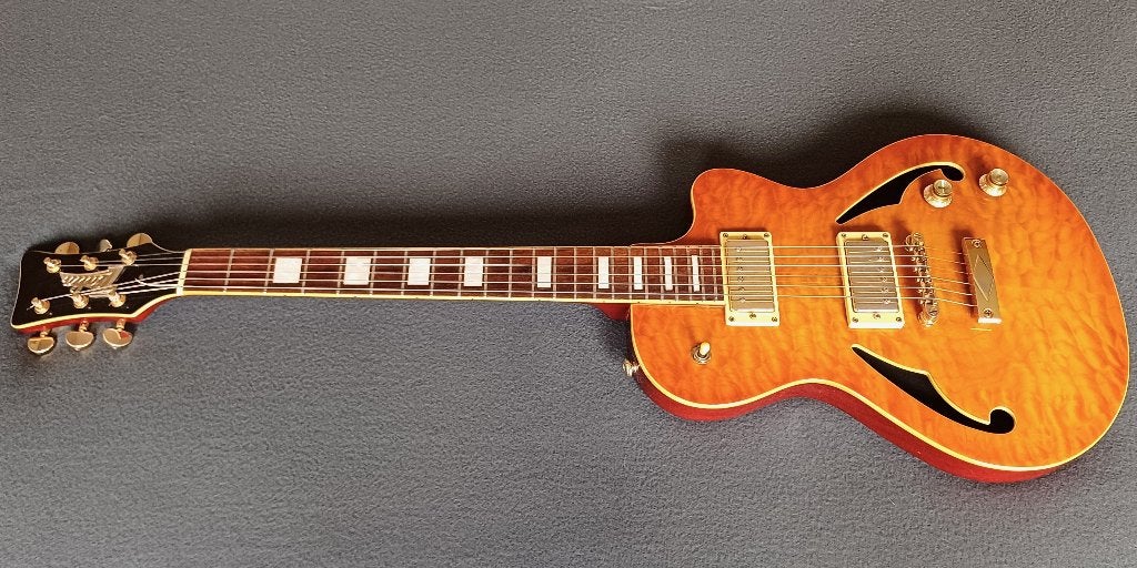 Italia Maranello semi hollow état neuf, Musique & Instruments, Enlèvement ou Envoi, Fender