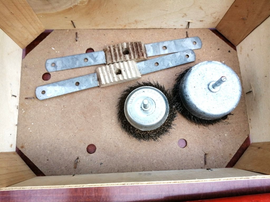 brosses métalliques et anti- glisse échelle, Enlèvement, Utilisé, Autres types, Autres marques