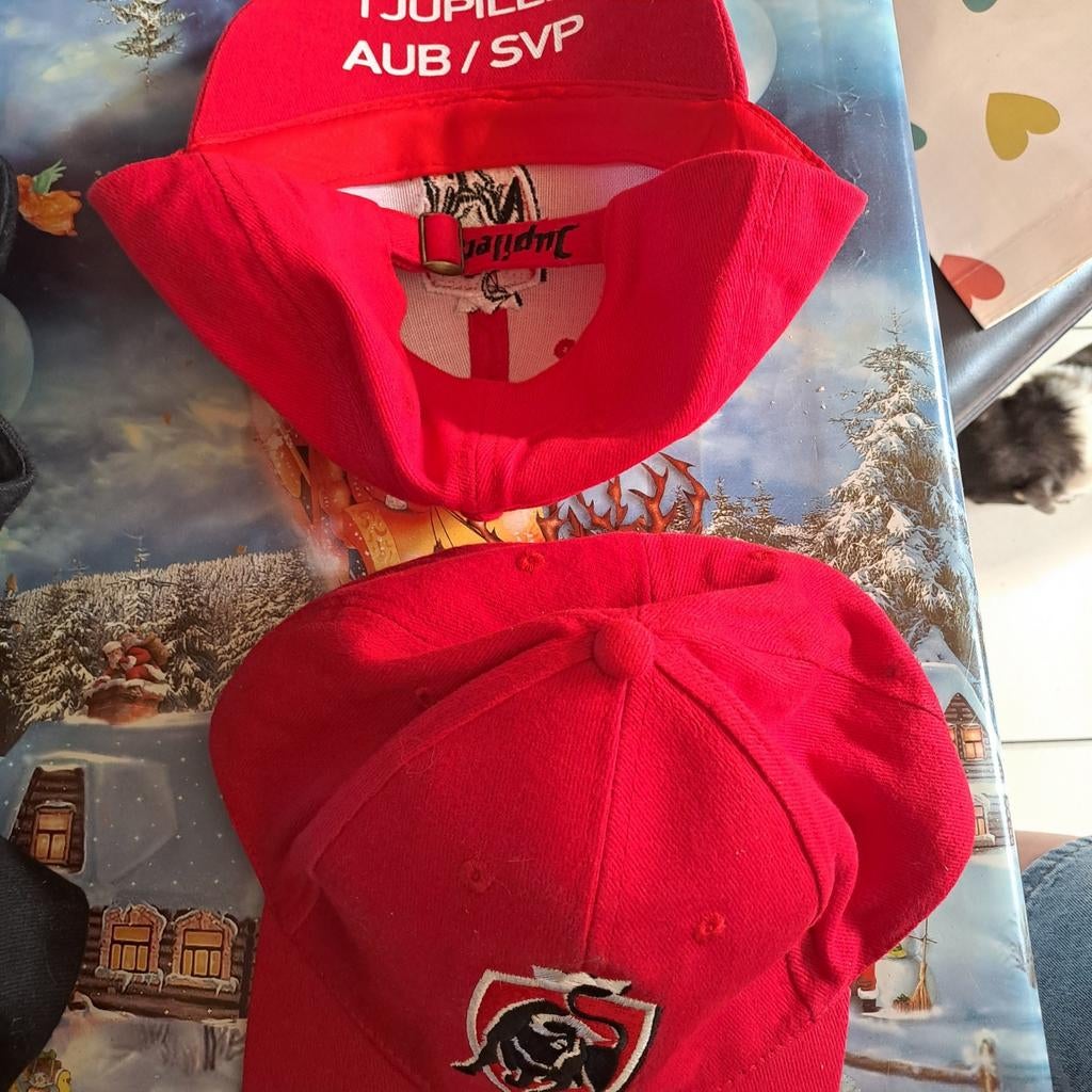 Jupiler pet, Ophalen, Pet
