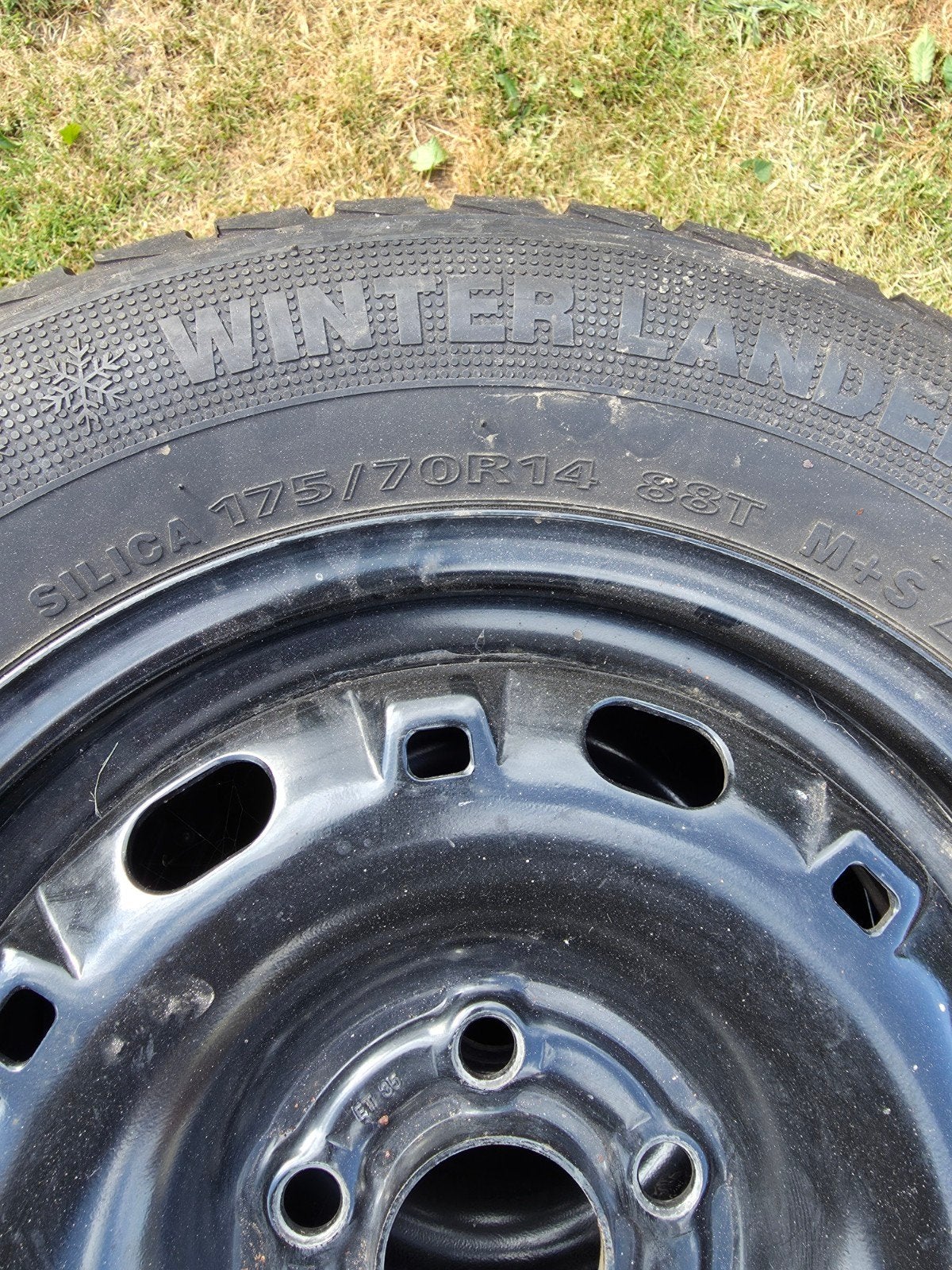Zo goed als nieuwe winterset 175/70 R14 – Landsail Winter La, Auto-onderdelen, Banden en Velgen, Ophalen, Band(en)