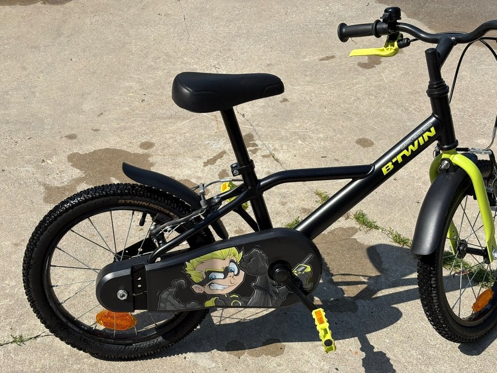 B'Twin 500 Dark Hero ( 16in kinderfiets), Frein sur jante, Stabilisateurs, Enlèvement, Btwin Decathlon