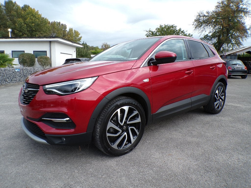 Opel Grandland X 1.2i Navi/Camera/Garantie/67.000km, Auto's, Dealer onderhouden, Stof, 1199 cc, Start-stop-systeem