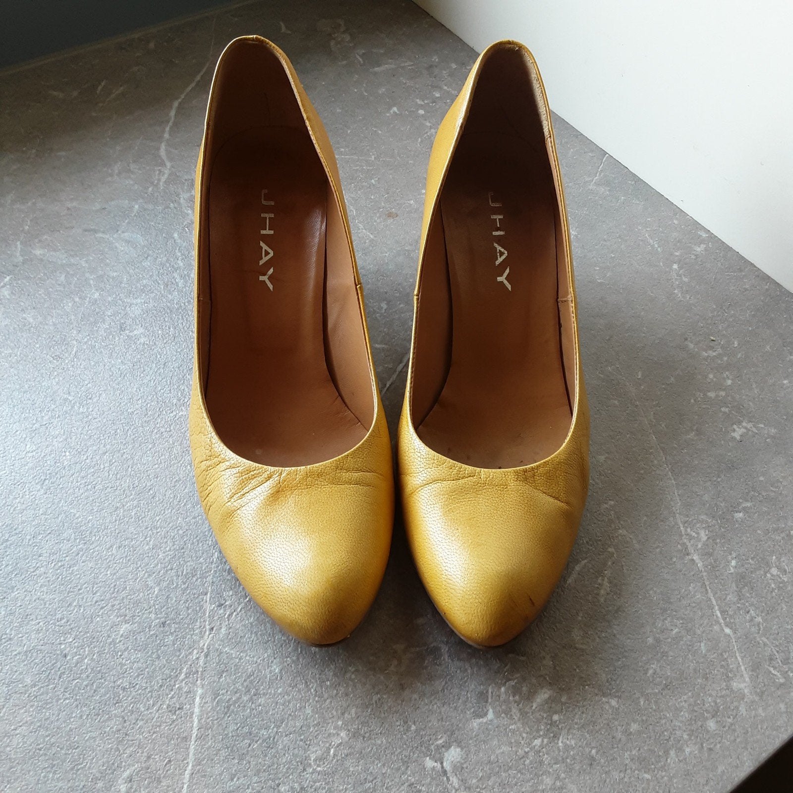 trendy gele pump mt 40 Jhay, Kleding | Dames, Schoenen, Ophalen of Verzenden