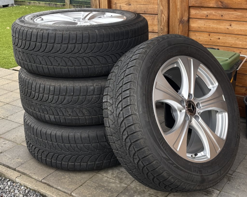 Mercedes GLC originele winterbanden + velgen, Auto-onderdelen, 18 inch, Gebruikt, Banden en Velgen, Winterbanden
