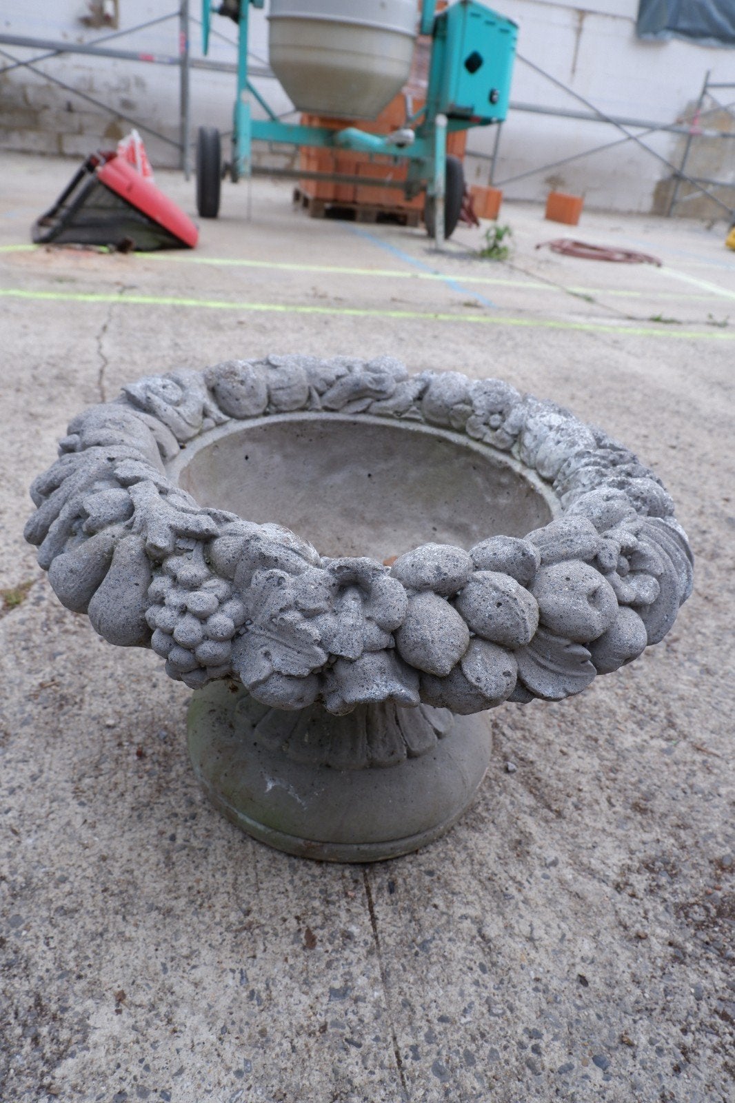 Jardiniere en béton, Béton
