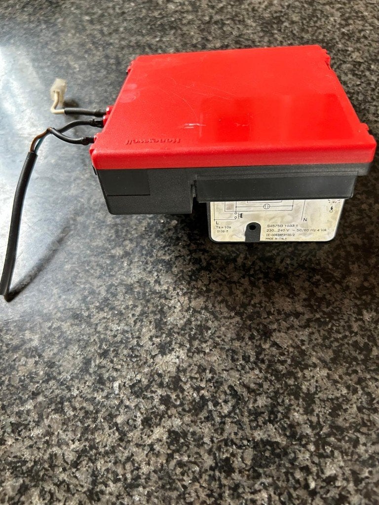 Honeywell S4575B branderautomaat, Enlèvement, Utilisé