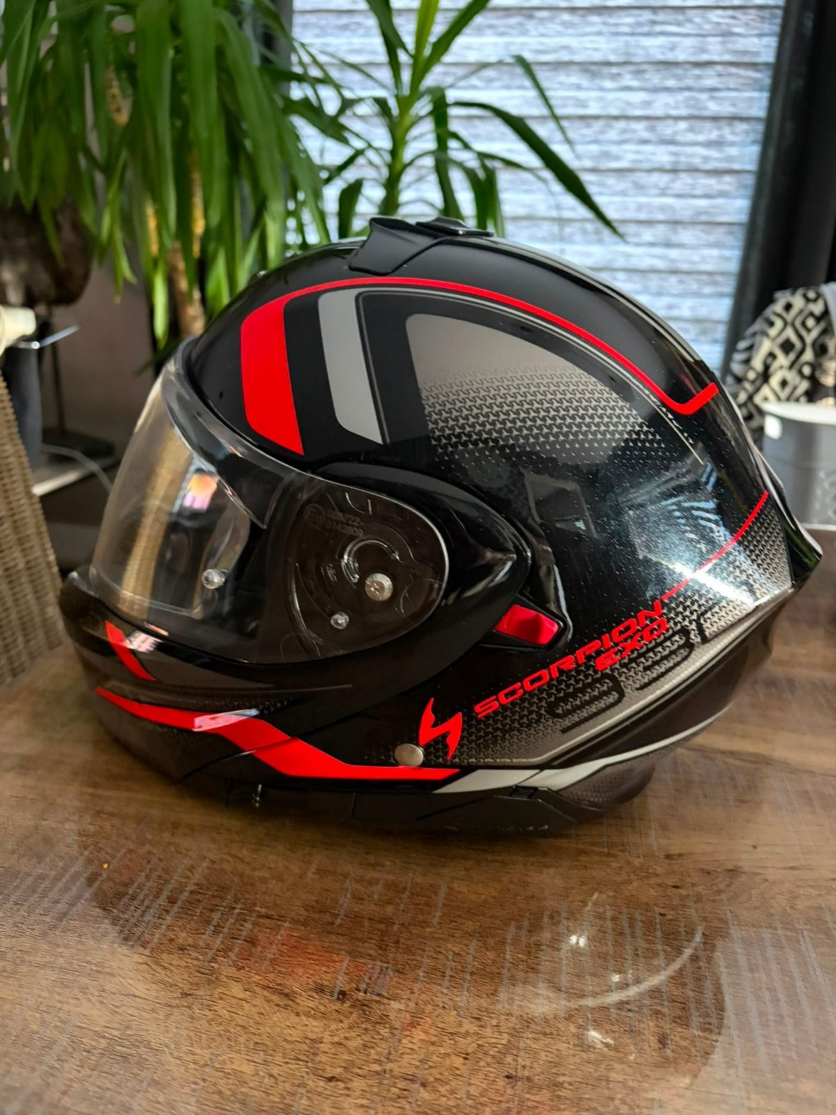 motorhelm, Ophalen, L