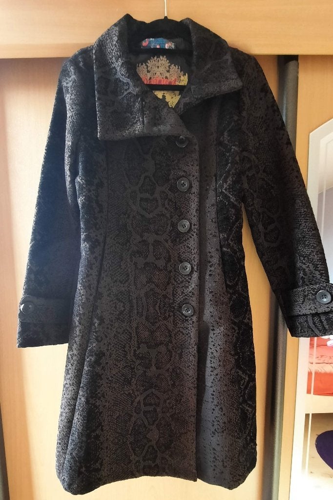 Zwarte mantel Desigual, Vêtements | Femmes, Vestes | Hiver, Taille 38/40 (M), Comme neuf, Enlèvement, Desigual