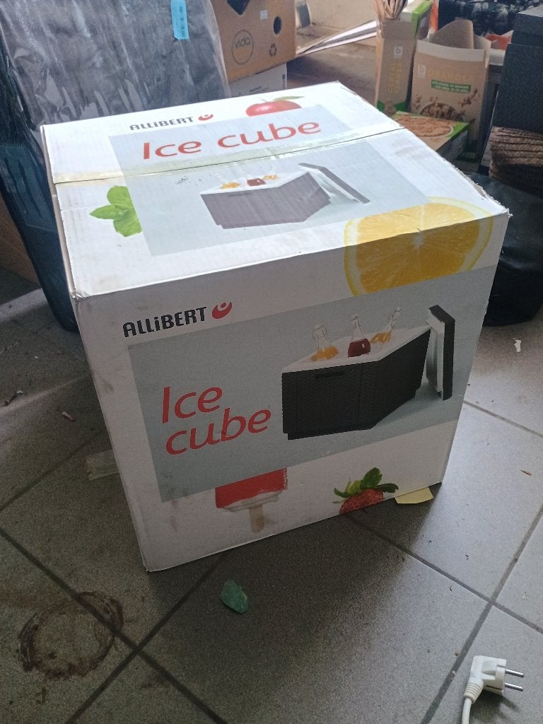 Allibert Ice Cube - Koeler én bijzettafel, Elektronische apparatuur, Ophalen, Nieuw