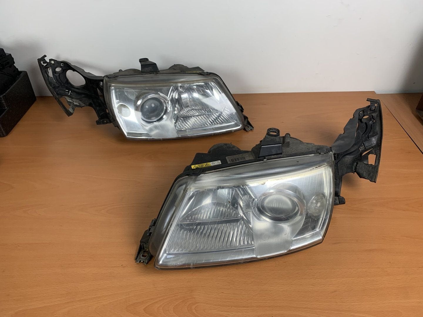 koplamp set saab 9-5 2001 tot 2005 xenon 89007664 89006251, -, Utilisé, -, Saab