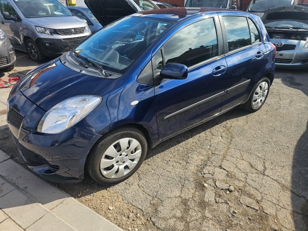 Toyota YARIS, Autos, Achat, 4 portes, Autre carrosserie, 5 places