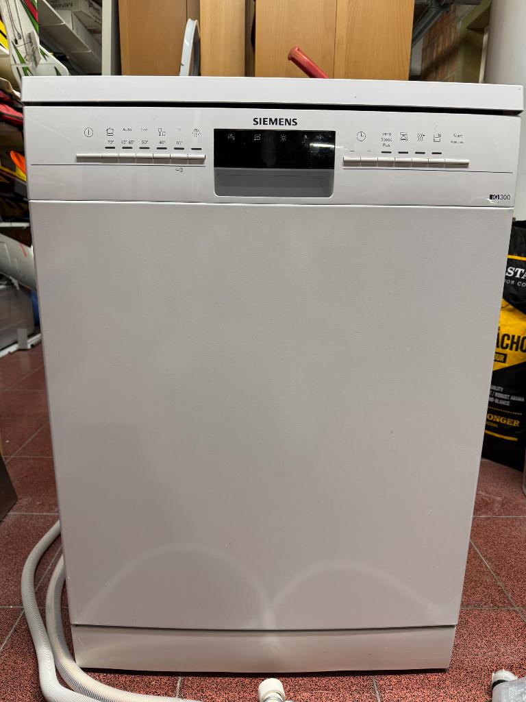 Vaatwasser, Elektronische apparatuur, Vaatwasmachines, Ophalen, Gebruikt, Minder dan 10 liter, 85 tot 90 cm