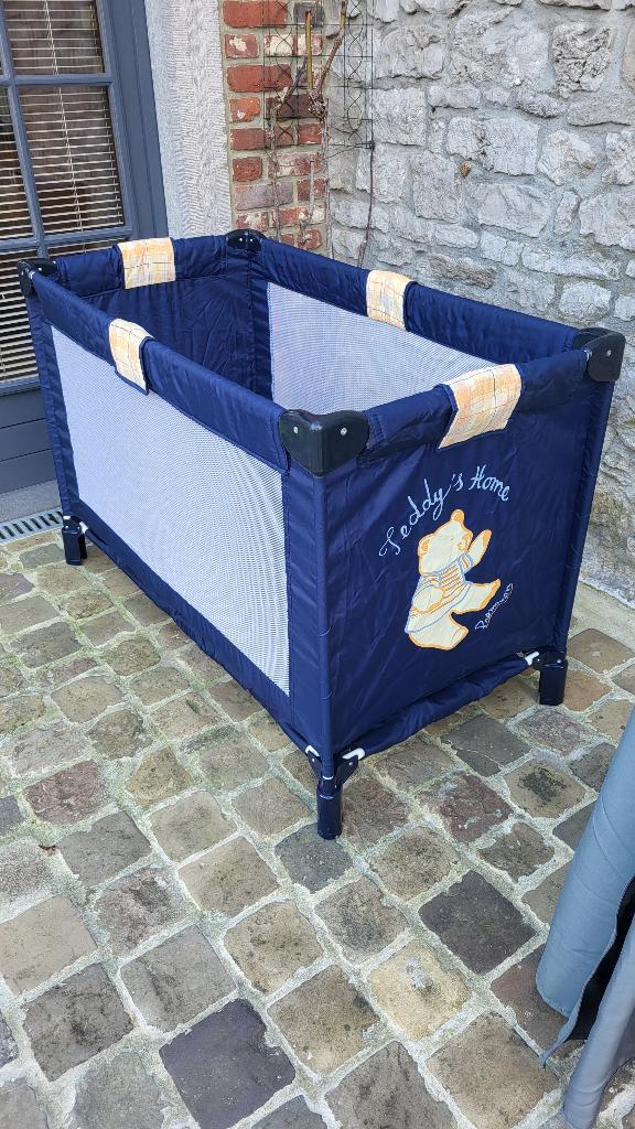 Lit de voyage bébé 60cm x 120cm + matelas, Enfants & Bébés, Matelas, Moins de 70 cm, Enlèvement, Utilisé