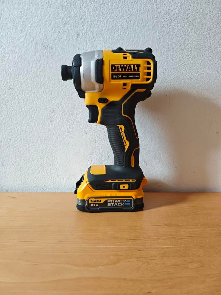 Visseuse à choc Dewalt sans Fil puissance 190nm avec batteri, Enlèvement, Comme neuf