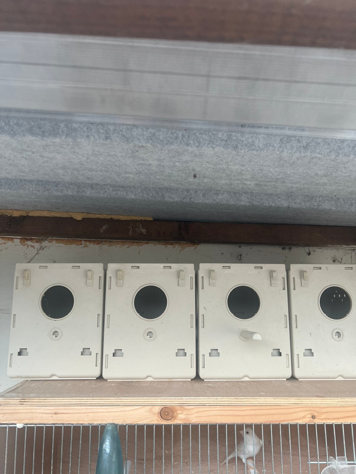 4 pvc broedblokken, Ophalen, Zo goed als nieuw