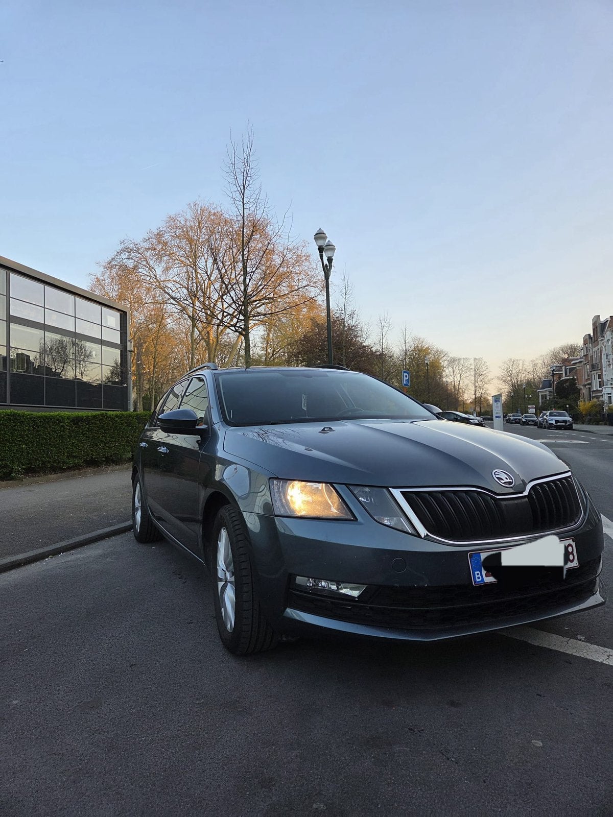 Skoda octavia CNG +benzine, Stof, Zwart, Overige kleuren, Handgeschakeld