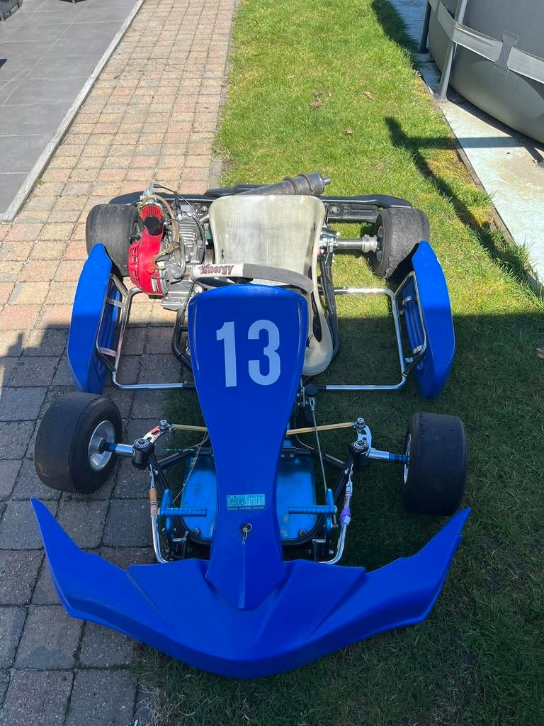 Kinderkart met honda motor, Ophalen, Zo goed als nieuw