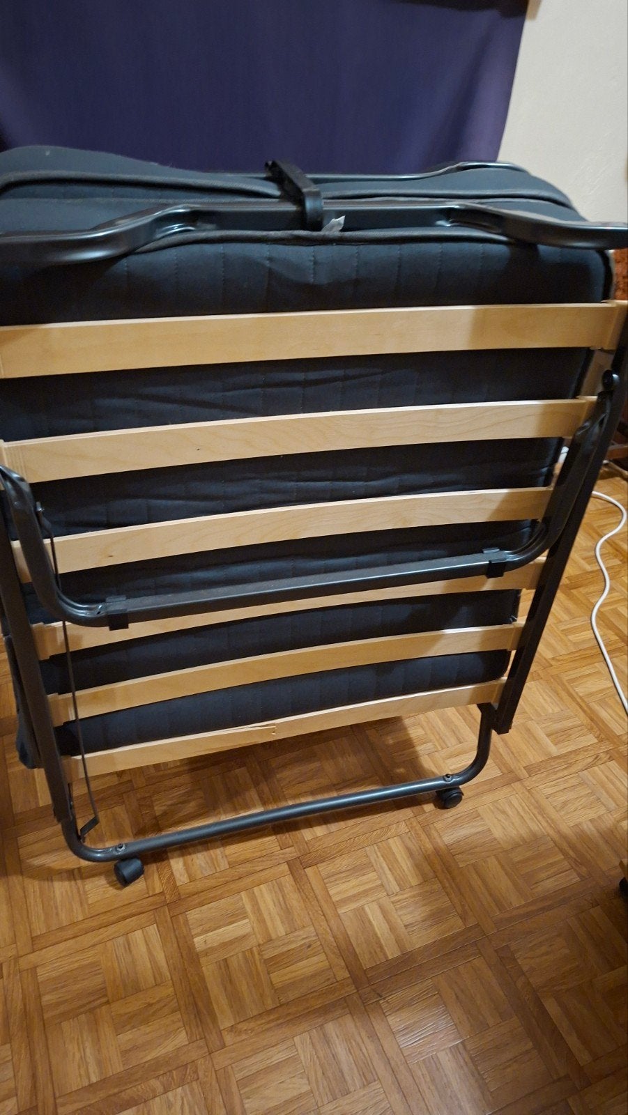 Plooibed in nieuwstaat, Maison & Meubles, Chambre à coucher | Lits, Comme neuf, Une personne, 90 cm, 200 cm, Bleu, Enlèvement