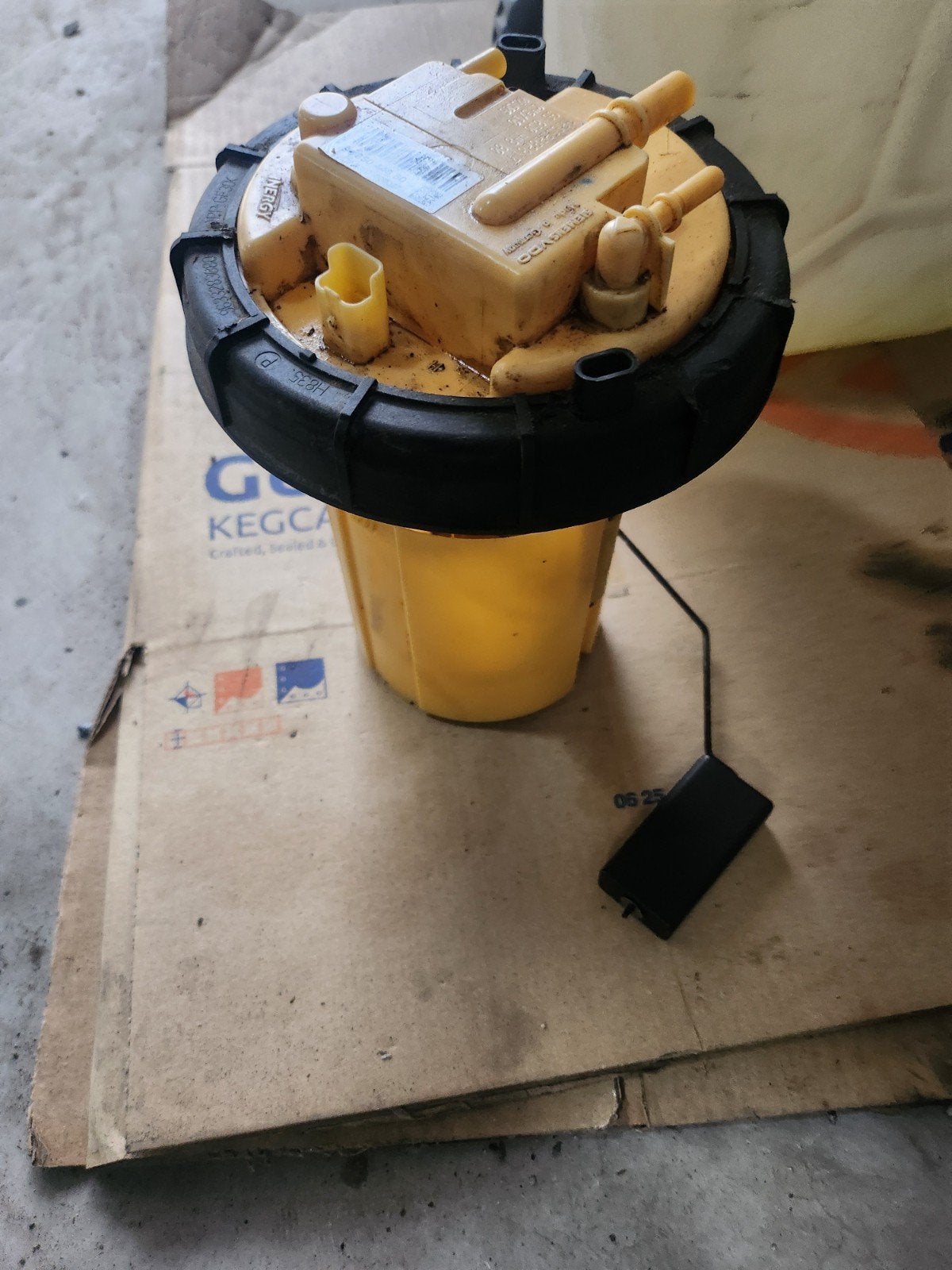 Pompe a carburant pour 1,6hdi peugeot 207, Enlèvement