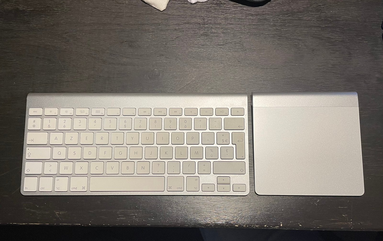 Apple Magic Keyboard (AZERTY) + Trackpad (A1339), Computers en Software, Ophalen, Toetsenbord en muis-set, Gebruikt, Azerty