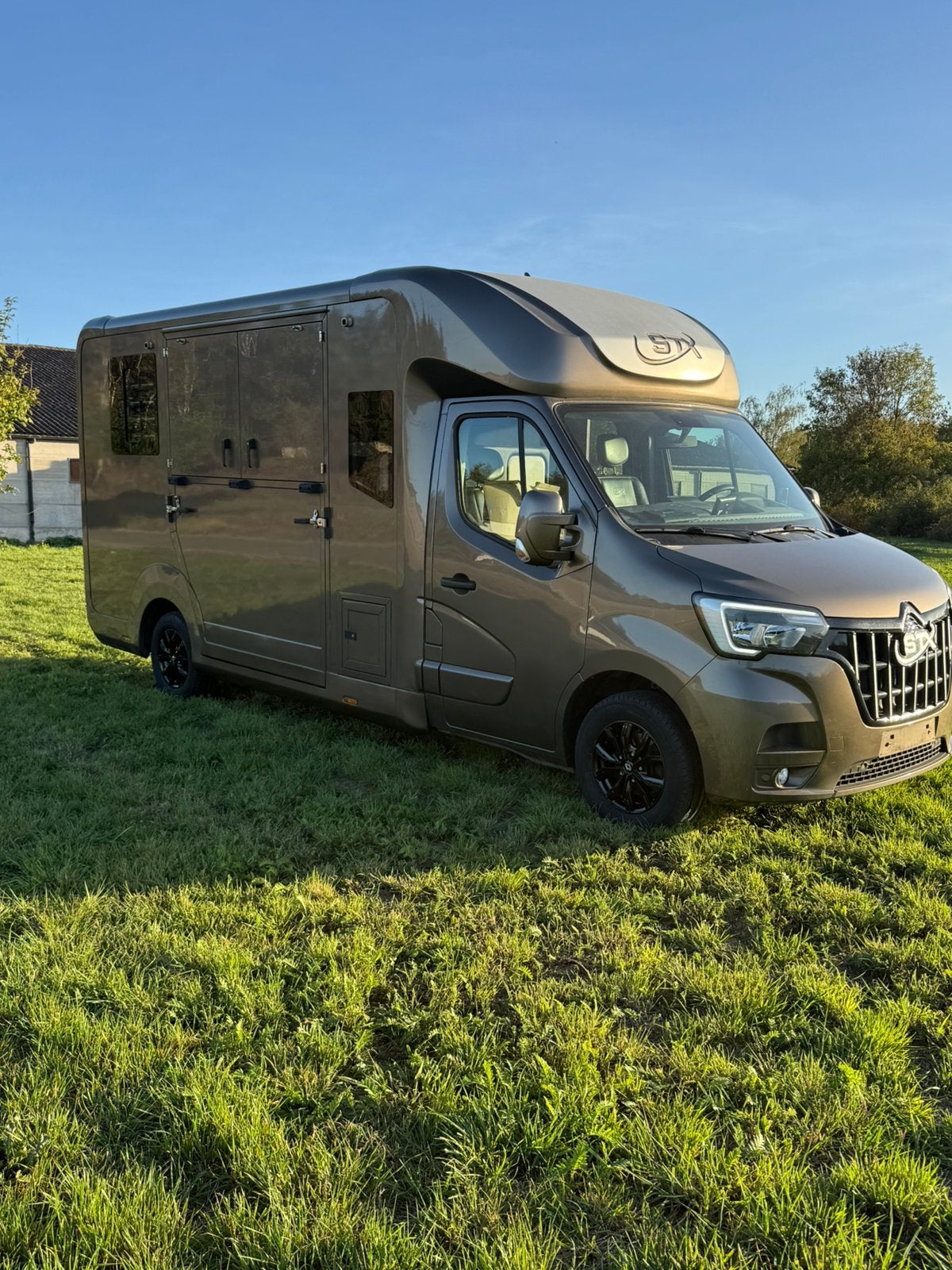 Renault master double cab stallion boite auto!!, Animaux & Accessoires, Enlèvement
