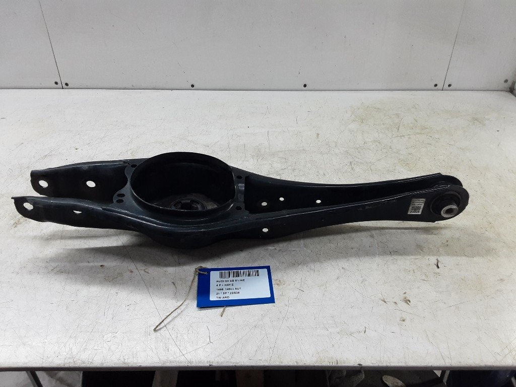 BRAS DE SUSPENSION ARRIÈRE DROIT Audi Q3 Sportback (F3N), Utilisé, Audi