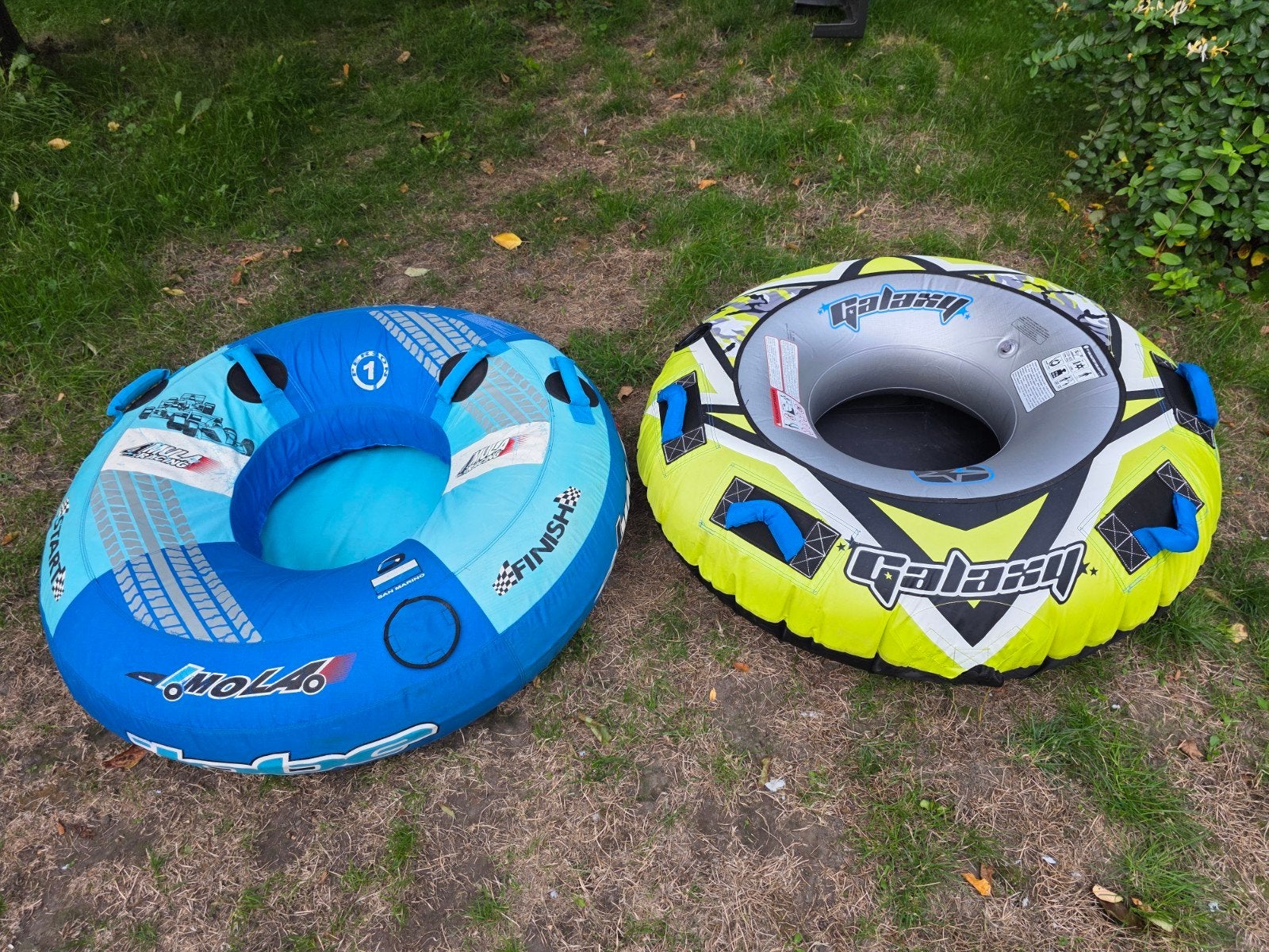 2 Bouées JOBE, Sports nautiques & Bateaux, Ski nautique, Enlèvement ou Envoi, Avec corde