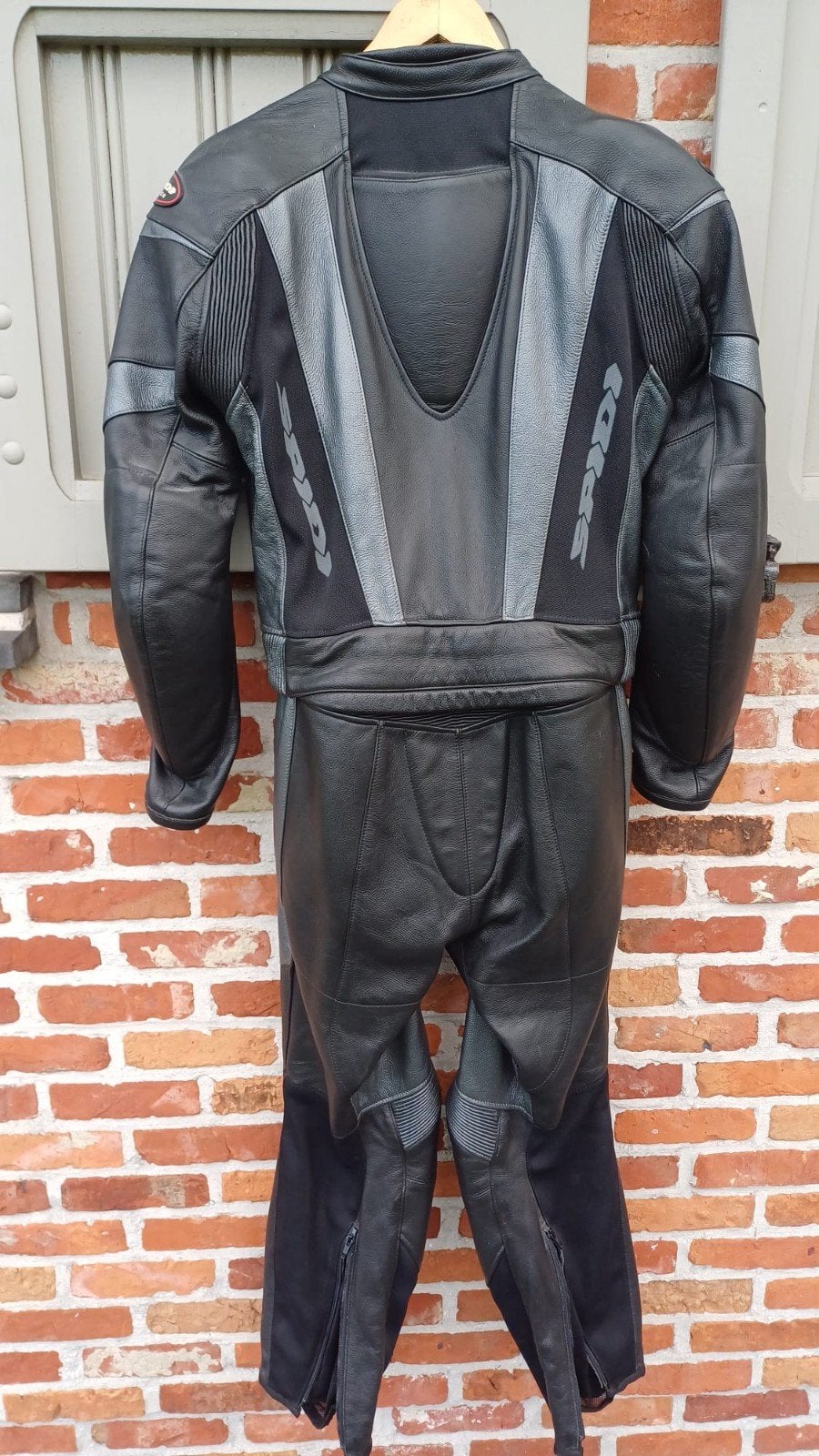 mottopak Italiaanse maat 46 valt nie zo groot uit, Motoren, Kleding | Motorkleding, Ophalen, Tweedehands