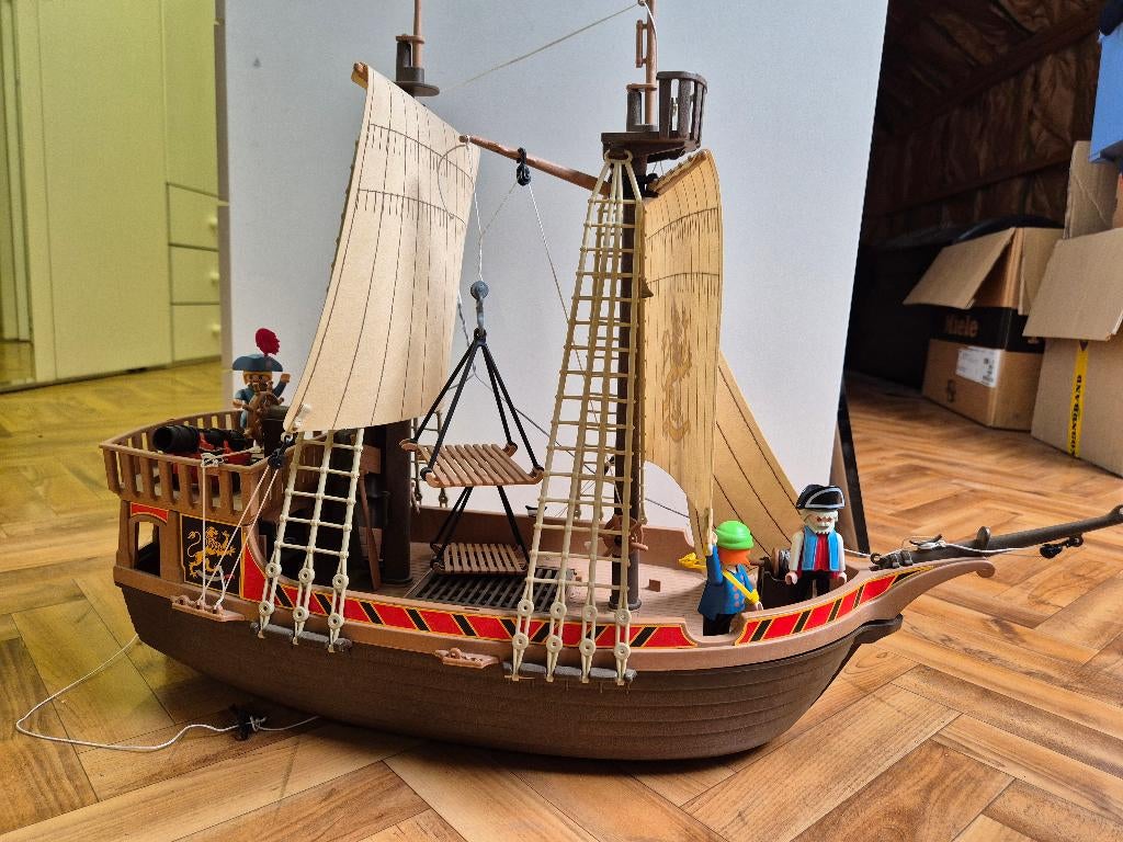PLAYMOBIL piratenboot en indianenkamp, Ophalen, Gebruikt