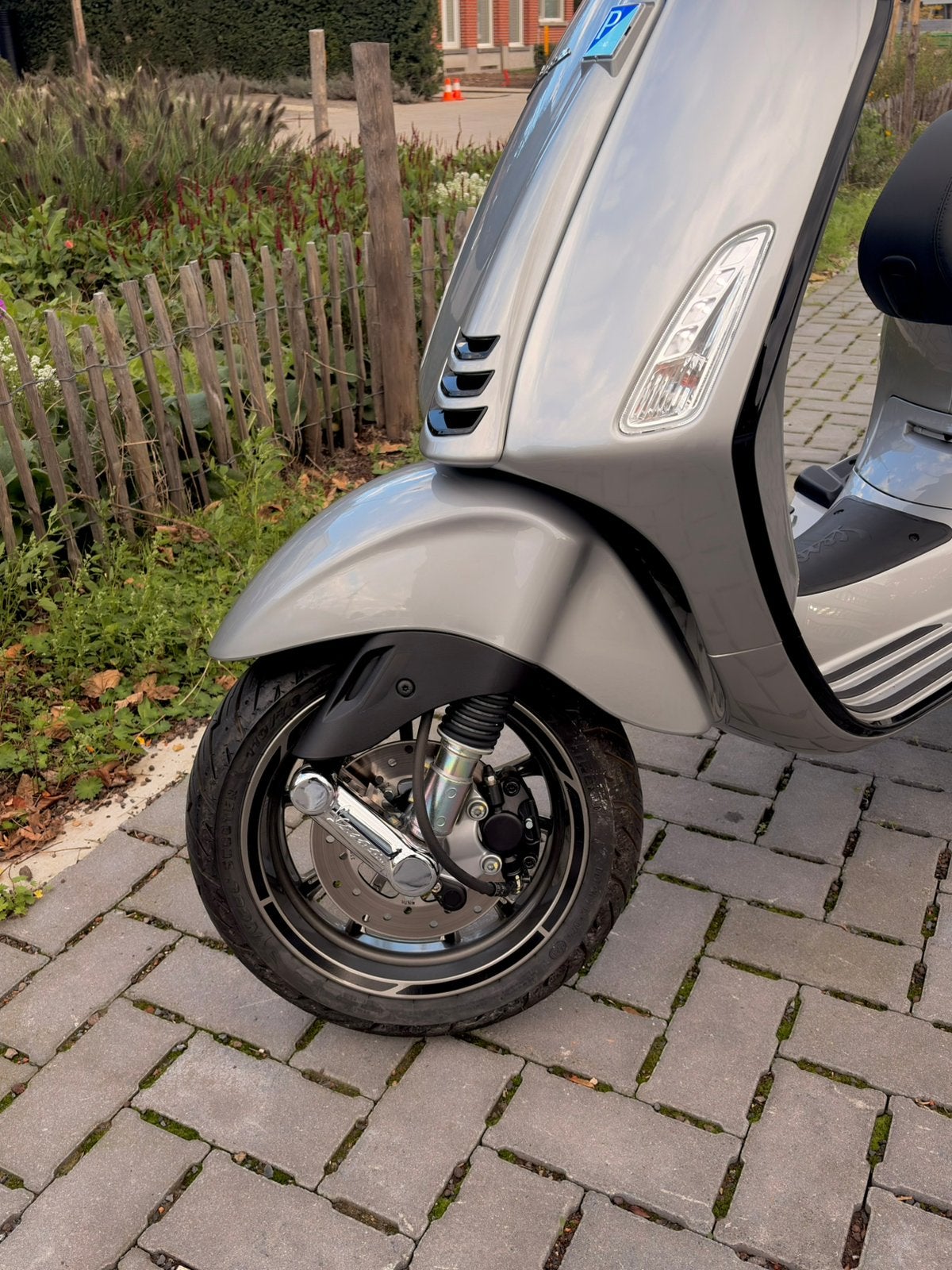 Vespa Primavera Elettrica (45km/h) 2025, Fietsen en Brommers, Ophalen, Elektrisch, 0 cc, Vespa