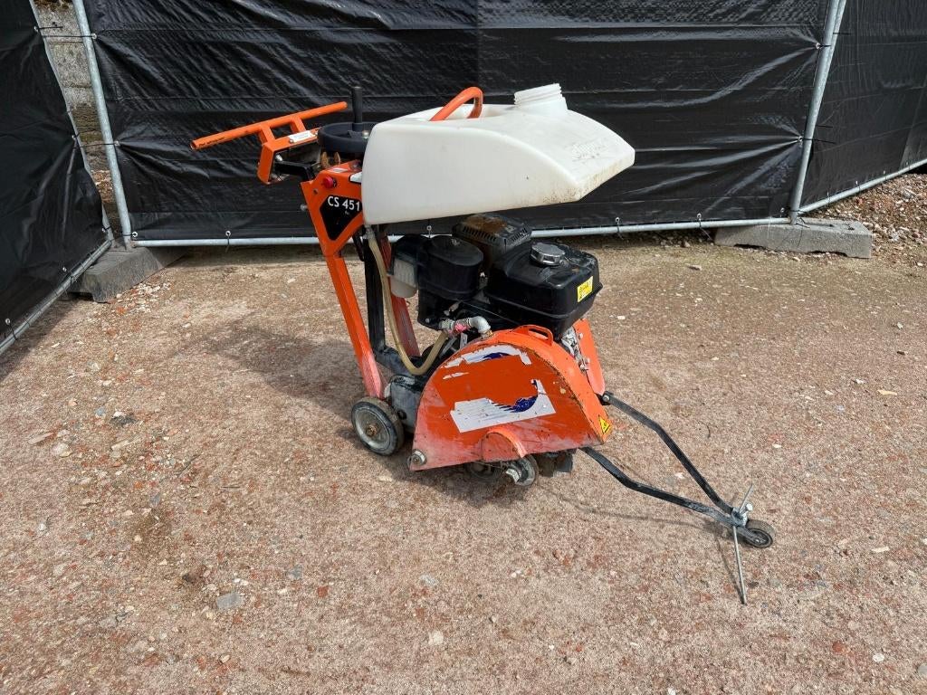 Vloerzaag Norton Clipper CS451, Doe-het-zelf en Bouw, Gereedschap | Zaagmachines, Gebruikt, Overige typen, 600 tot 1200 watt, 70 mm of meer